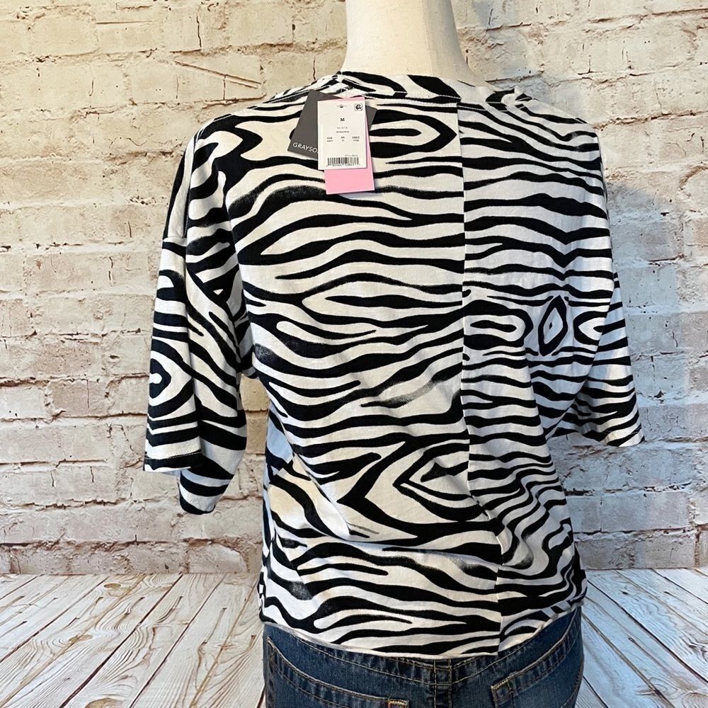 Grayson Threads zebra cropped t Shirt - Picture 5 of 5